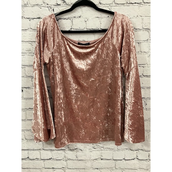 BLU HEAVEN GIGIO/UMGEE Tops - BLU HEAVEN BY UMGEE acid washed‎ hot pink bell flutter long sleeve top Large